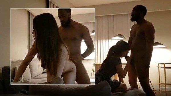 极 品黑白配留学生性爱自拍尝试黑人大屌后入淫荡呻吟